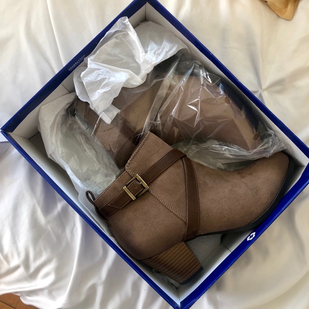 Life Stride Jamie Bootie